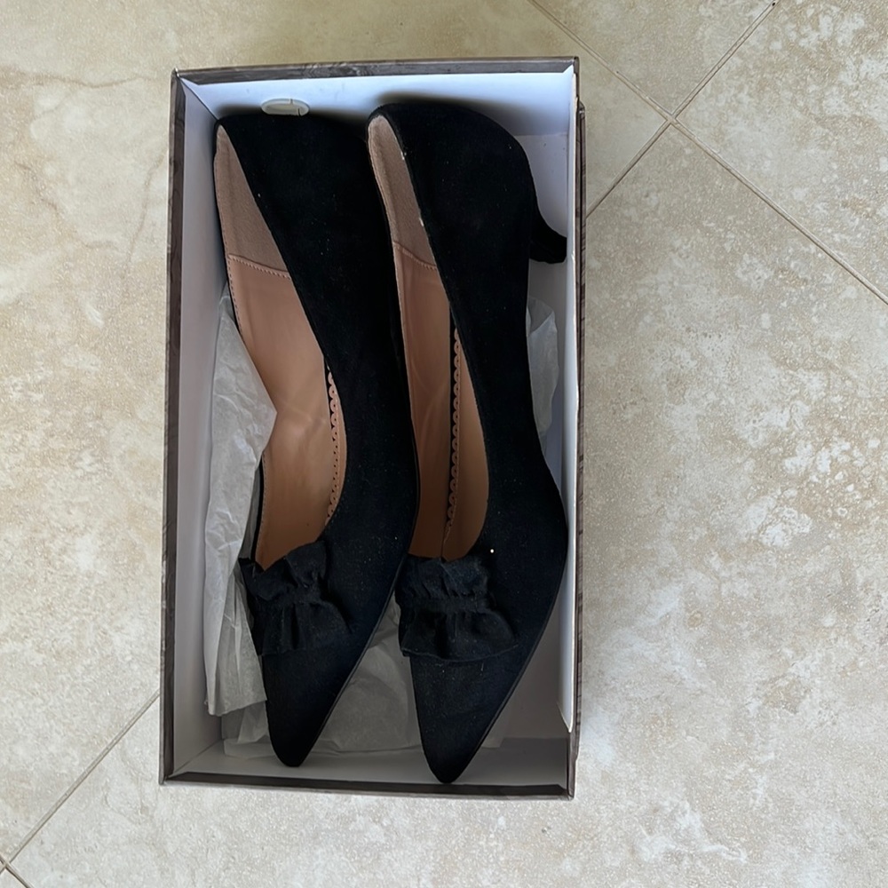 Jeffrey Campbell, black, suede, kitten heel shoes size 11. Black with ruffle.